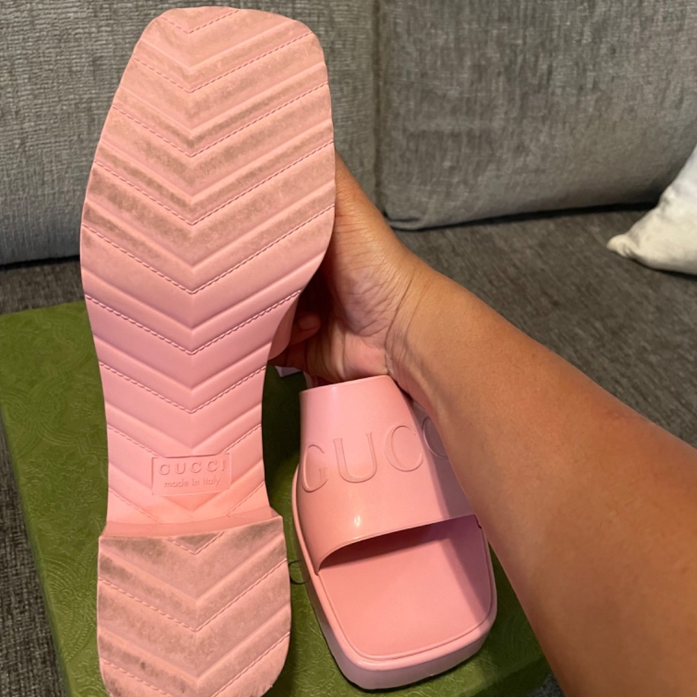 Gucci Sandals - Picture 4 of 6
